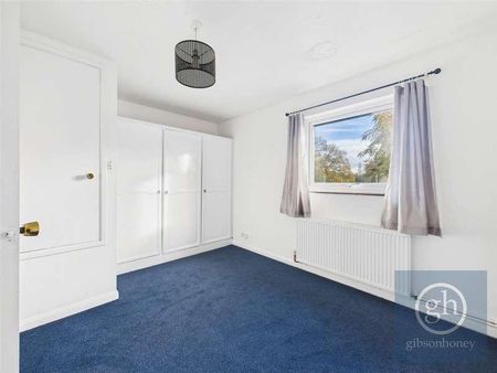 Peerless Drive, Harefield, Uxbridge, UB9 - Photo 2