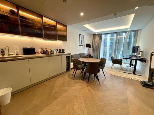 1 Bed Flat, Minories, EC3N - Photo 1