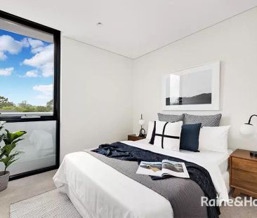 Apartment with 1 bedroom, 1 bathroom & parking for 1 car - Photo 2