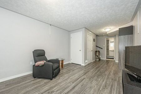 28 Sidney Crescent • Lower Unit, Guelph - Photo 4