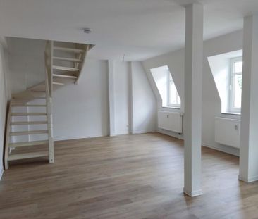 4-Zi.-Maisonette-Wohnung im Dachgeschoss mit Balkon! - Photo 2