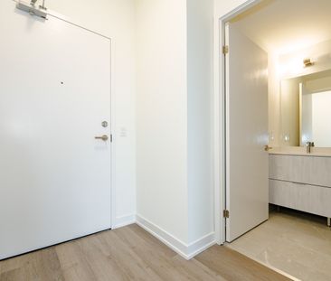 For Lease - 6 David Eyer Road Unit# 409, Richmond Hill, Ontario - Photo 2