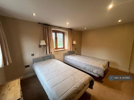 2 bedroom terraced house to rent - Photo 4