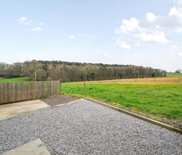 2 bedroom semi-detached house to rent - Photo 6