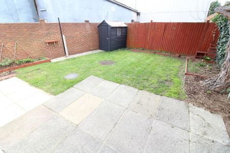 3 bedroom bungalow to rent - Photo 2