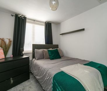 Apt 22, Hawthornden Building, Old Bakers Court, BT6, Belfast - Photo 5