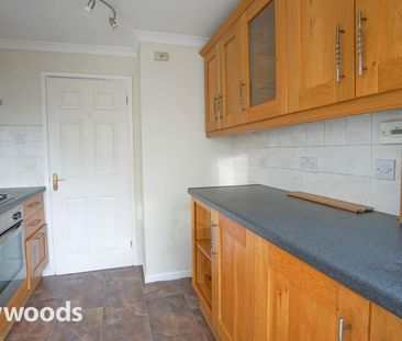 3 bed detached house to rent in Redcar Road, Trentham, Stoke-on-Trent - Photo 6