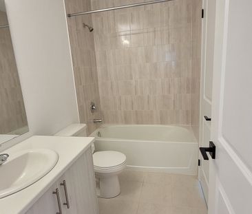 For Lease - 31 Fairlane Avenue, Barrie, Ontario - Photo 6