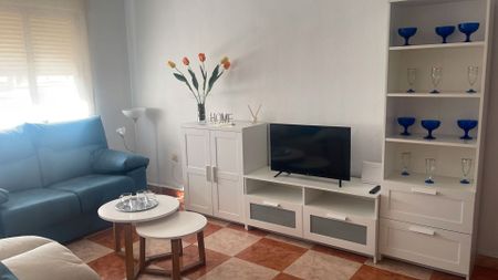 Piso de alquiler en Calle Eugenio Gross, 2, Los Castillejos - La Trinidad - Photo 4