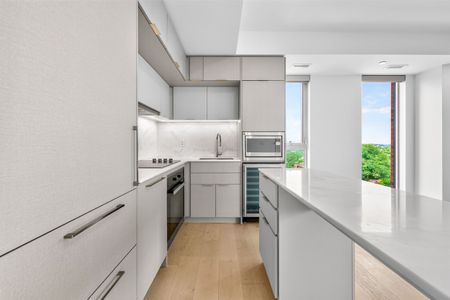 For Lease - 185 Alberta Avenue, Toronto, Ontario - Photo 4