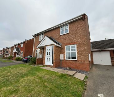 Semi-detached house to rent on - Photo 3