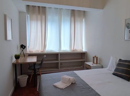 Rua Vila de Catió, Lisbon, Lisbon 1800-347 - Photo 1