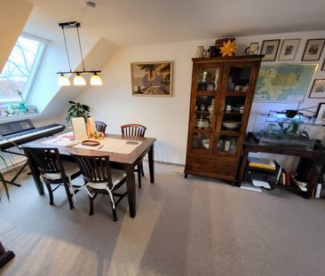 Nähe Uni: Helle, gepflegte 2 Zimmer-DG-Wohnung in 23562 Lübeck - St... - Foto 1