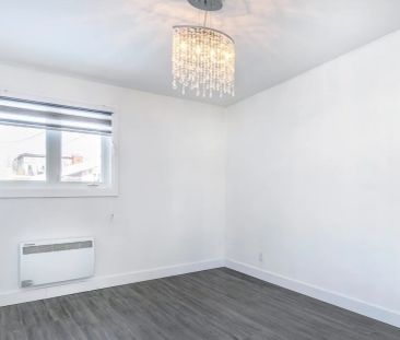Maison de plain-pied - 1680 Rue Albert - Photo 2