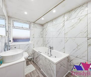 4 bedroom terraced house to rent - Photo 6