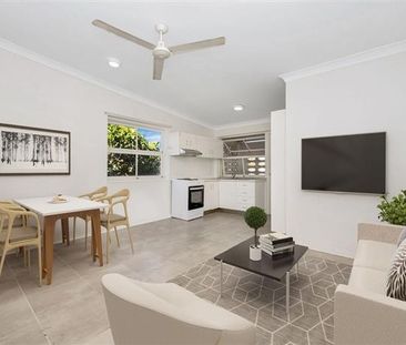 LOWSET 2 BEDROOM DUPLEX IN CENTRAL LOCATION! - Photo 5