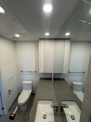 For Lease - 1 Fairview Road Unit# 1212, Mississauga, Ontario - Photo 1