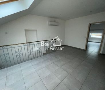 Location Appartement 3 pièces 54m² ST PRIVAT LA MONTAGNE 57855 - Photo 2