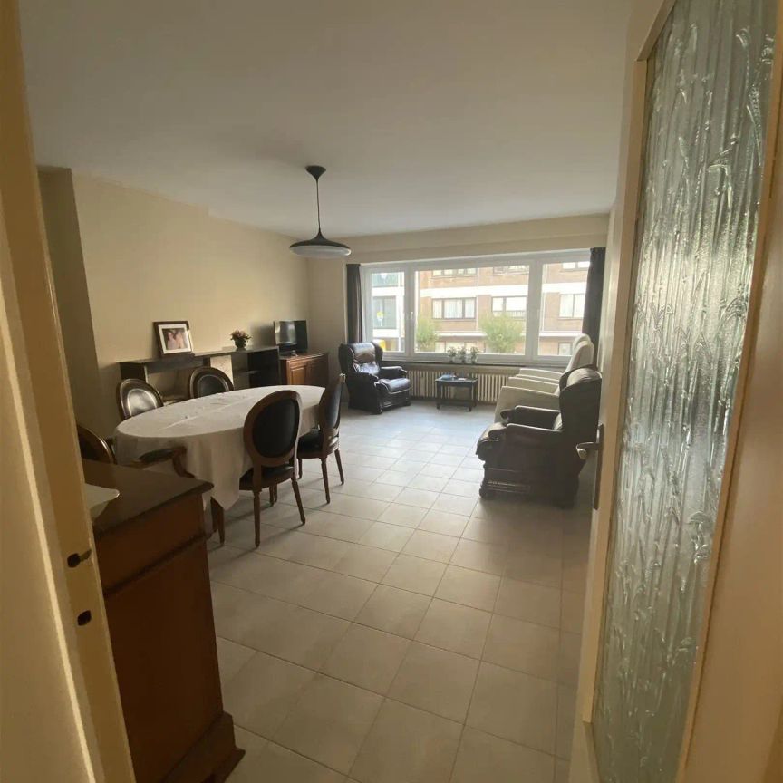 Gemeubeld appartement met 2 slaapkamers - Photo 1