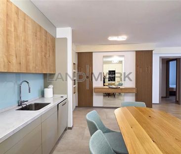 DE INCHIRIAT Apartament superb 3 camere, 2 bai, mobilat, Monarh Tower - Fotografie 1