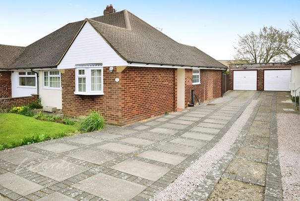 2 bedroom semi-detached bungalow to rent - Photo 1