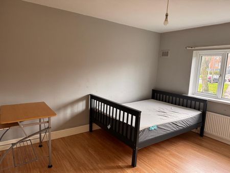 3 Bed Semi-Detached House, Birks Road, S61 - Photo 4