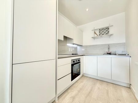 1 bedroom flat to rent - Photo 3
