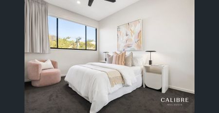 Executive Townhouse in 'The Winston' - Photo 3