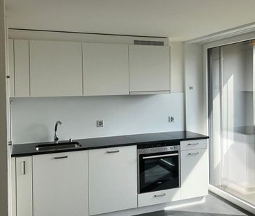 Wohnung mit Blick auf die Alpen - Photo 1