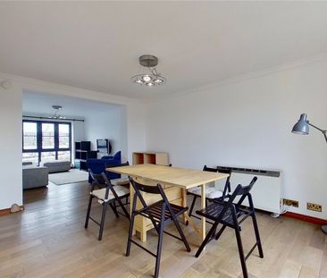 3 bedroom apartment to rent - Photo 5