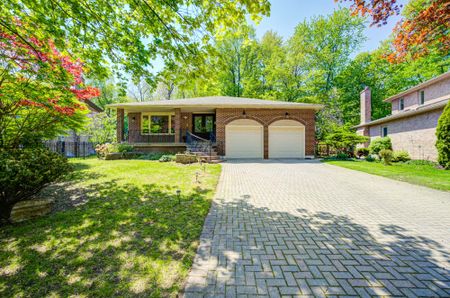 For Lease - 1439 Ballyclare Drive, Mississauga, Ontario - Photo 4