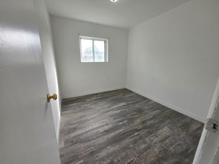For Lease - 41 Essa Road Unit# 1, New Tecumseth, Ontario - Photo 4