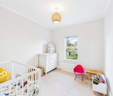 3 bedroom semi-detached house to rent - Photo 3