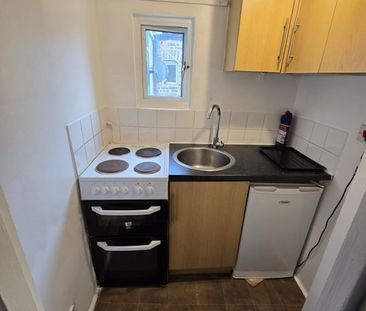 Studio Flat, Myddleton Road, N22 - Photo 3