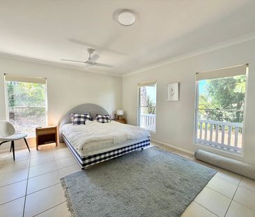 Relaxed Coastal Lifestyle with Space, Pool & Breezy Outdoor Living - Photo 5