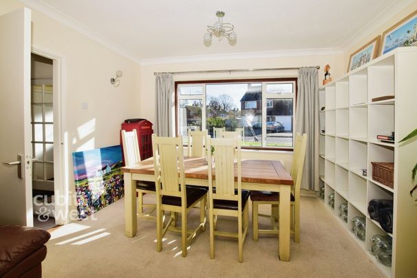 4 bedroom detached house to rent - Photo 1