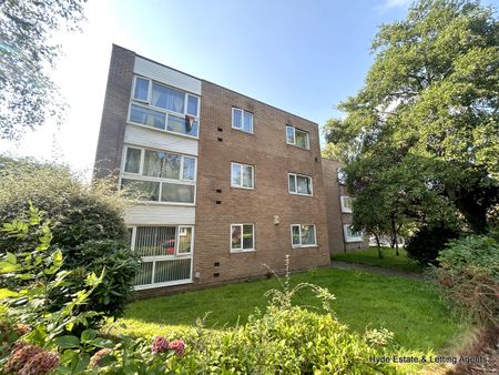 Villiers Court, North Circle, Whitefield, Manchester, M45 7AX - Photo 4