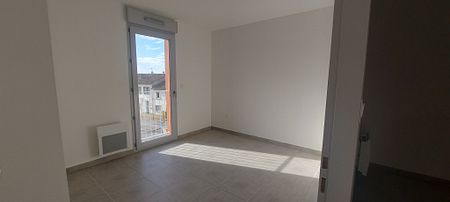 *** BIEN LOUE *** APPARTEMENT NEUF TYPE T2 - Photo 5