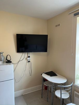 Studio Flat, Buckley Road, NW6 - Photo 1