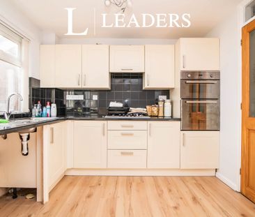 3 bedroom house to rent Sandpiper Gardens, Birmingham, West Midland... - Photo 2