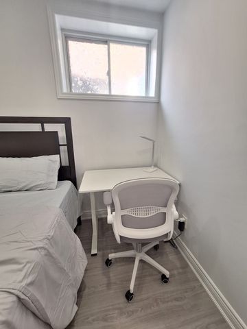 For Lease - 15 Spring Creek Street, Kitchener, Ontario - Photo 5