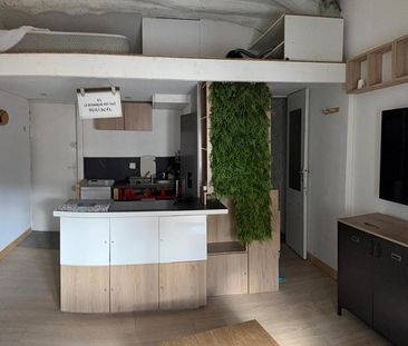 Location Appartement 1 pièce 21m² ROQUEVAIRE 13360 - Photo 4