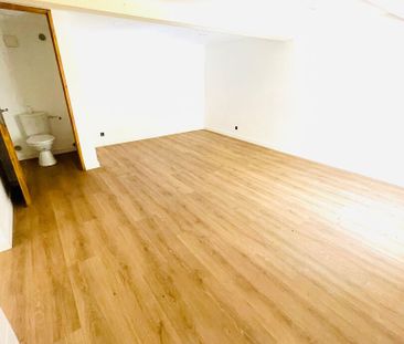 A LOUER MAISON DE VILLAGE T3 AVEC ESPACE JARDIN - Photo 6