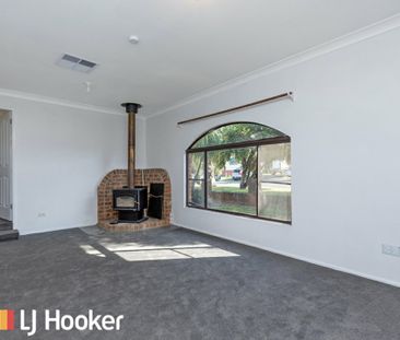Solid & Stylish 3-Bedroom Home in East Tamworth - Photo 3