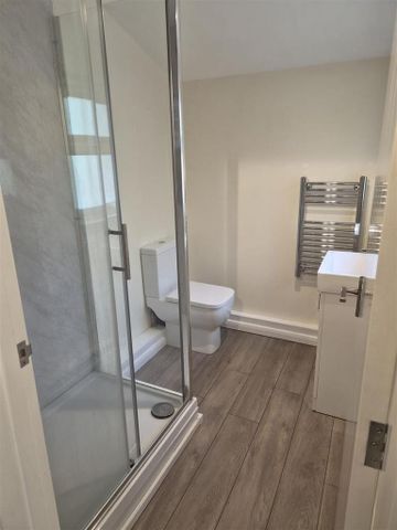 1 bedroom property to rent - Photo 3