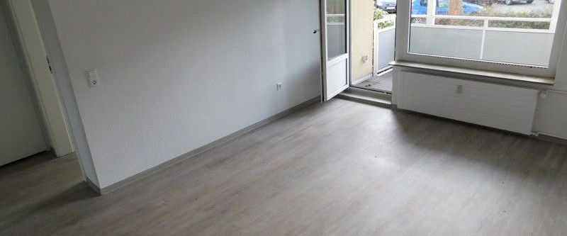 Einzugsbereit im EG mit schönem Wintergarten! Neu modernisiertes Haus! - Photo 1