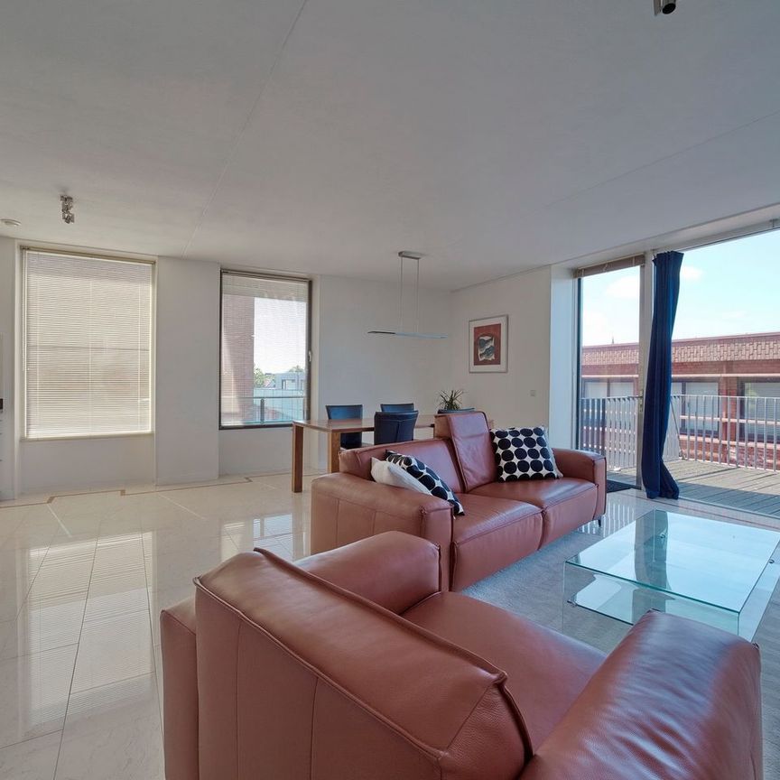 Appartement te huur: Zuidwal 29 2611 DD Delft - Photo 1