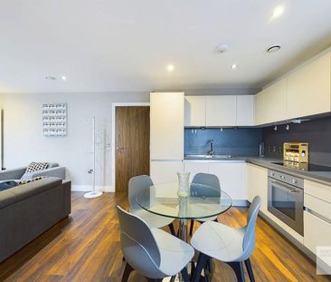 2 bedroom apartment to rent - Photo 2