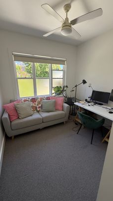 North Sydney - Photo 1