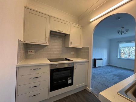 1 bedroom flat to rent - Photo 5